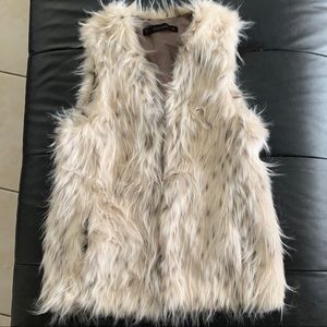 Fur vest
